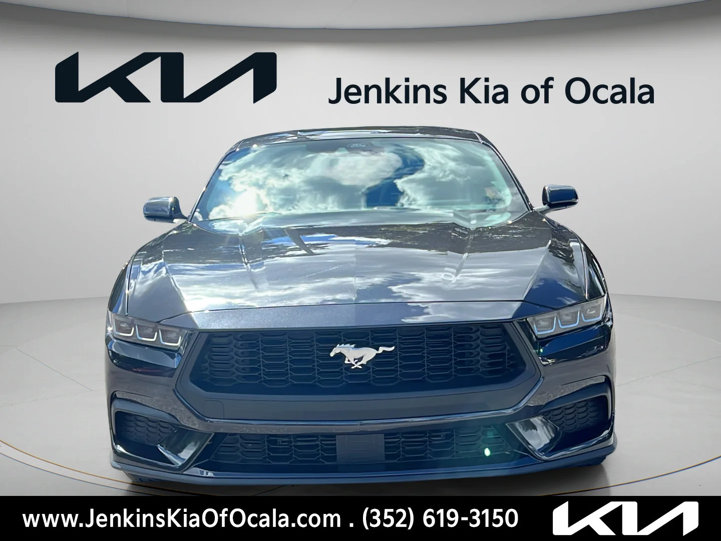 Used 2024 Gray Metallic Ford EcoBoost image 8