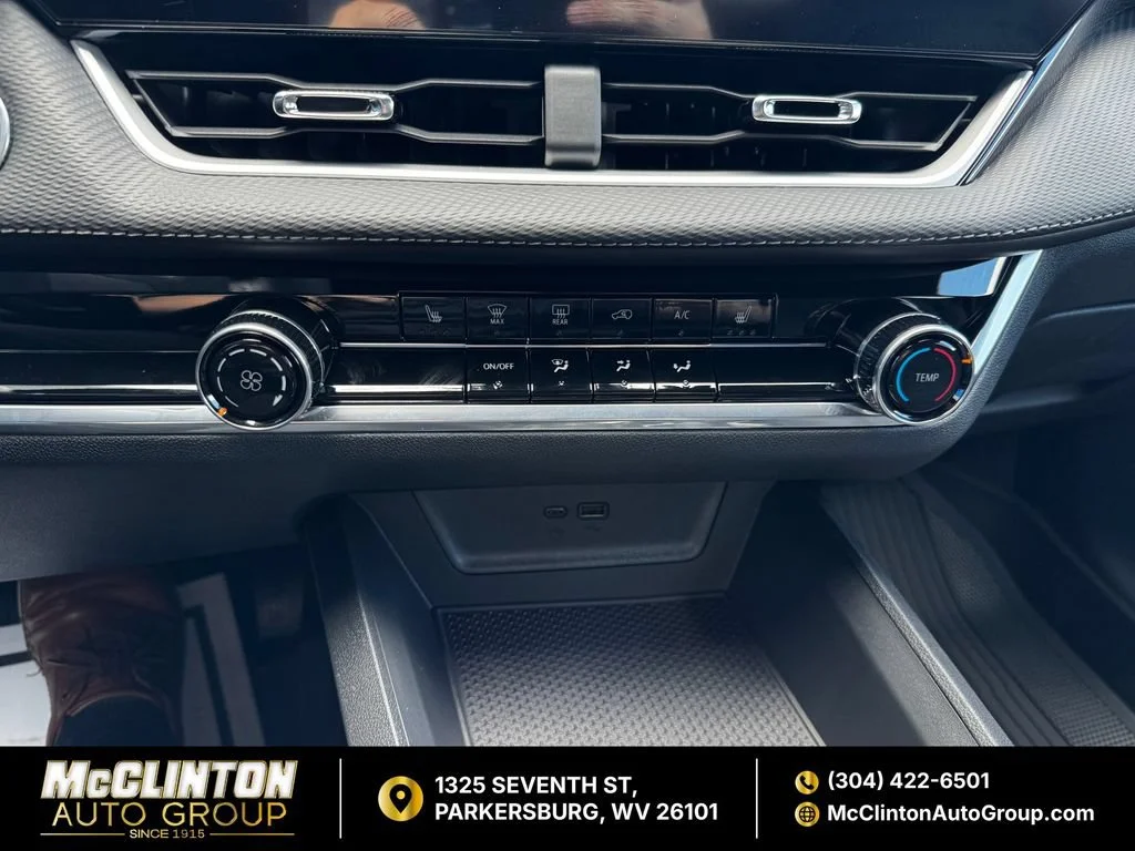2026 Chevrolet Equinox LT - Photo 25