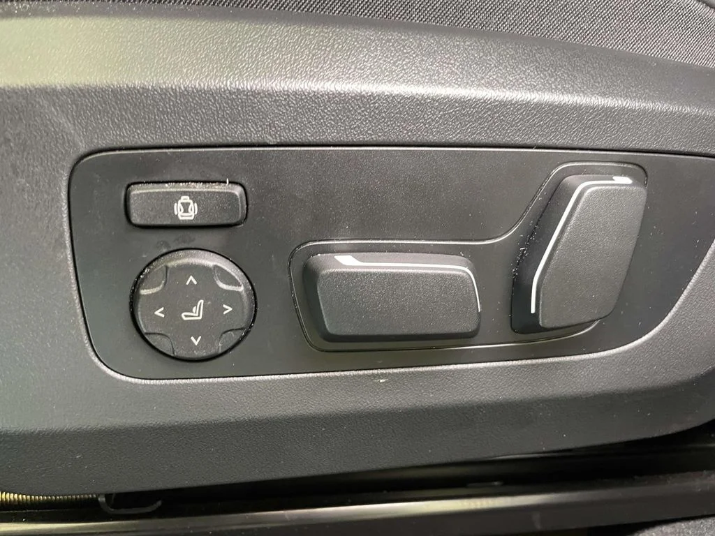 2026 BMW X3 30 - Photo 15