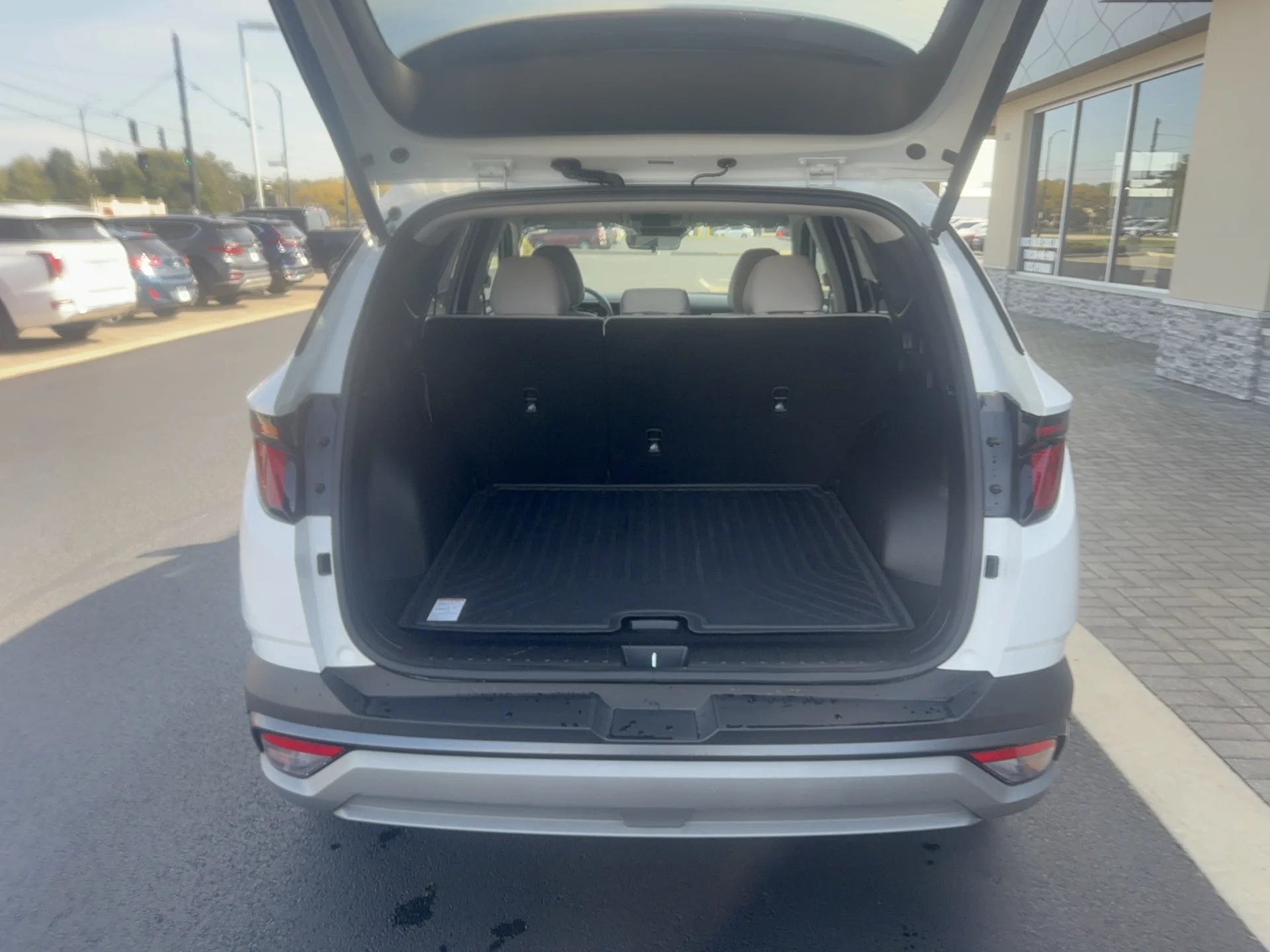 Certified Used 2025 Serenity White Pearl Hyundai SEL image 14