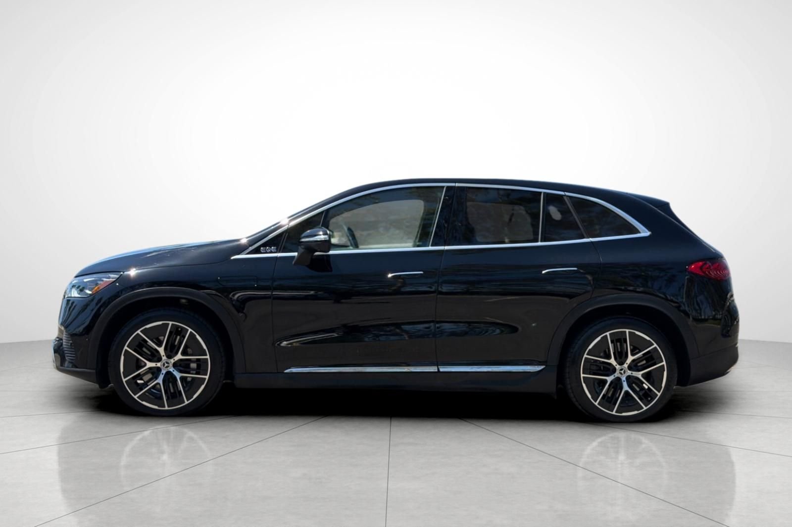 Certified Used 2023 Black Mercedes-Benz 350+ SUV image 26