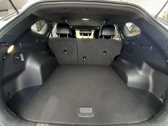 Used 2023 White Kia X-Line image 57