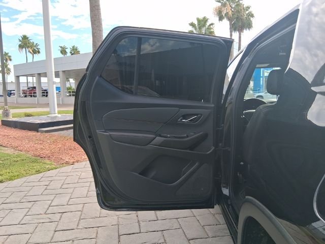 Used 2022 Black Chevrolet RS image 19