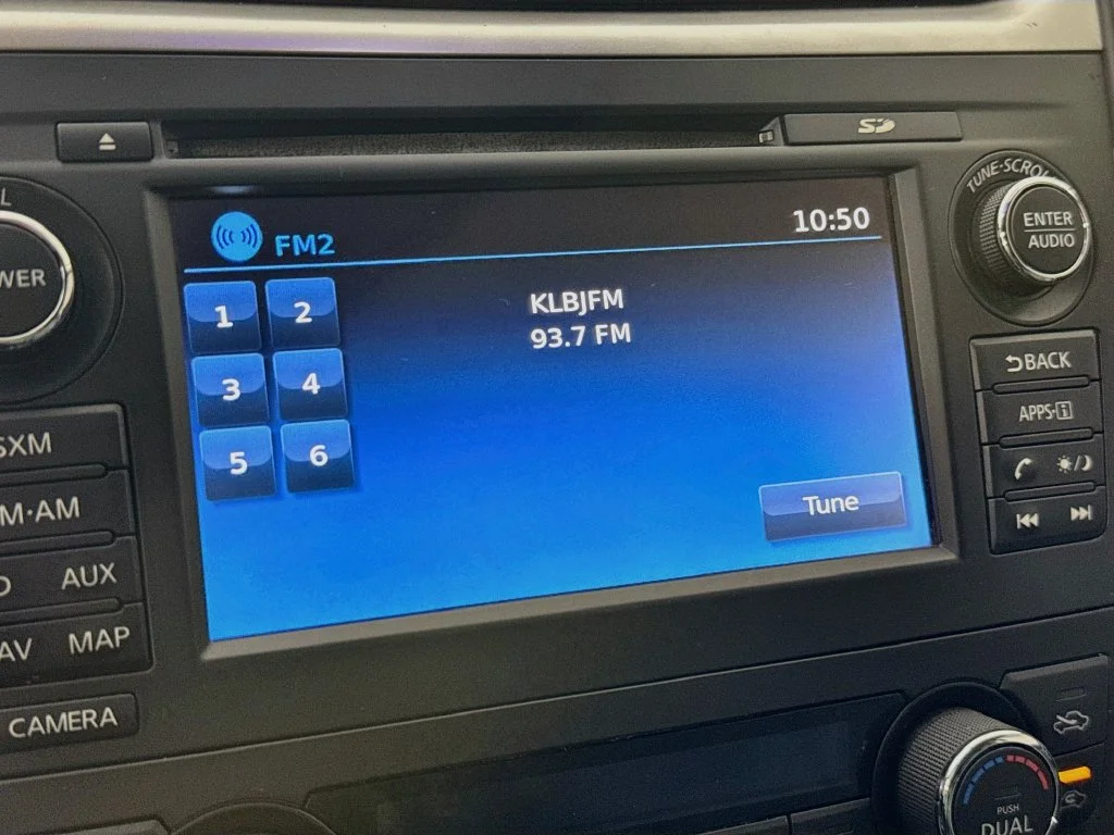 Used 2016 Black Nissan 3.5 SL image 17