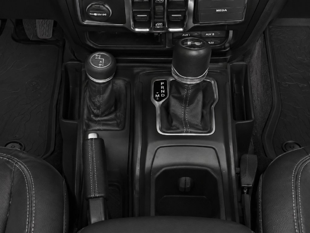 Used 2020 Black Jeep Unlimited Sahara Altitude image 14