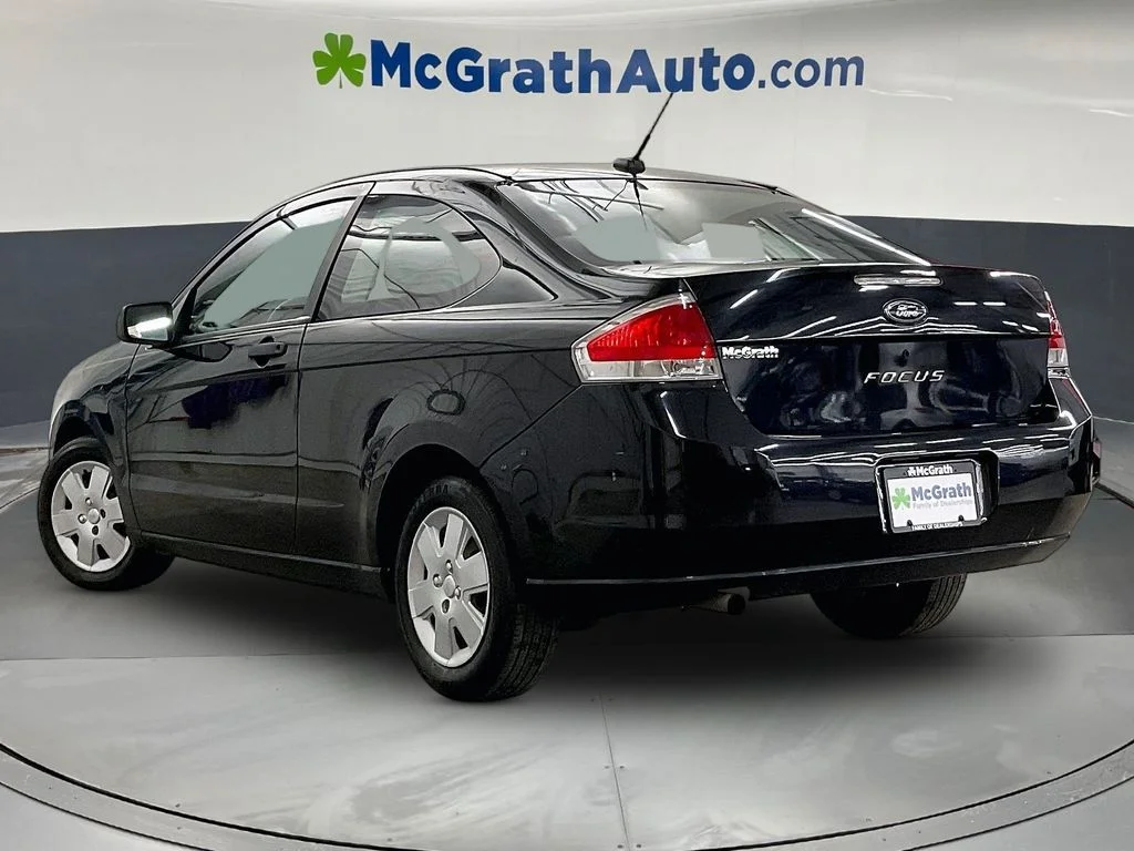 Used 2008 Black Ford S image 3