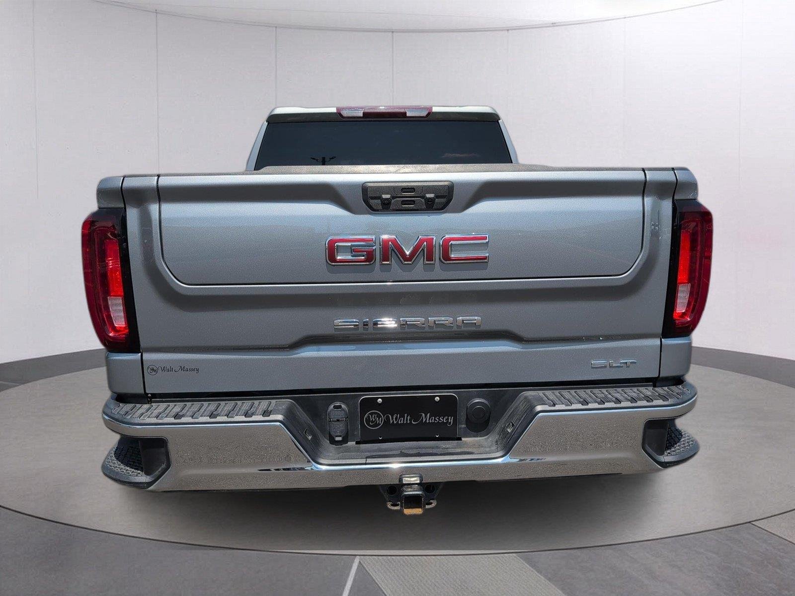Used 2024 Sterling Metallic GMC SLT image 6