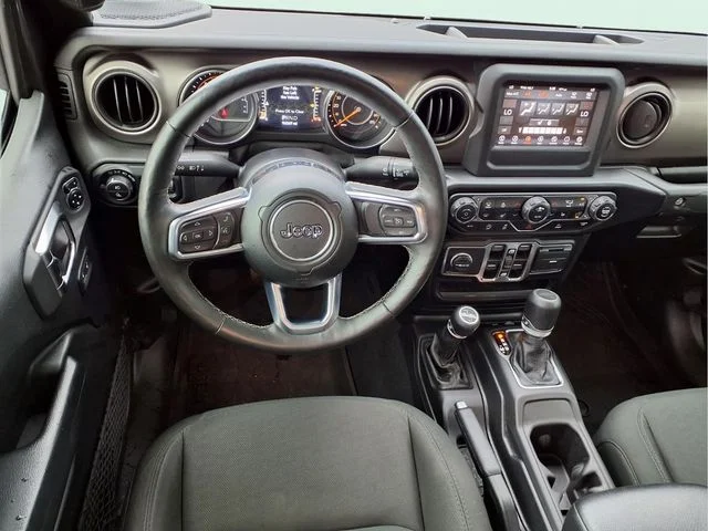 Used 2020 Gray Jeep Sport image 13