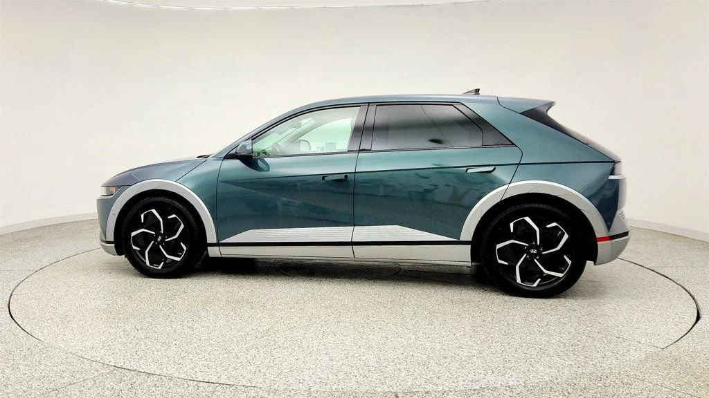Used 2024 Digital Teal Hyundai Limited AWD image 8