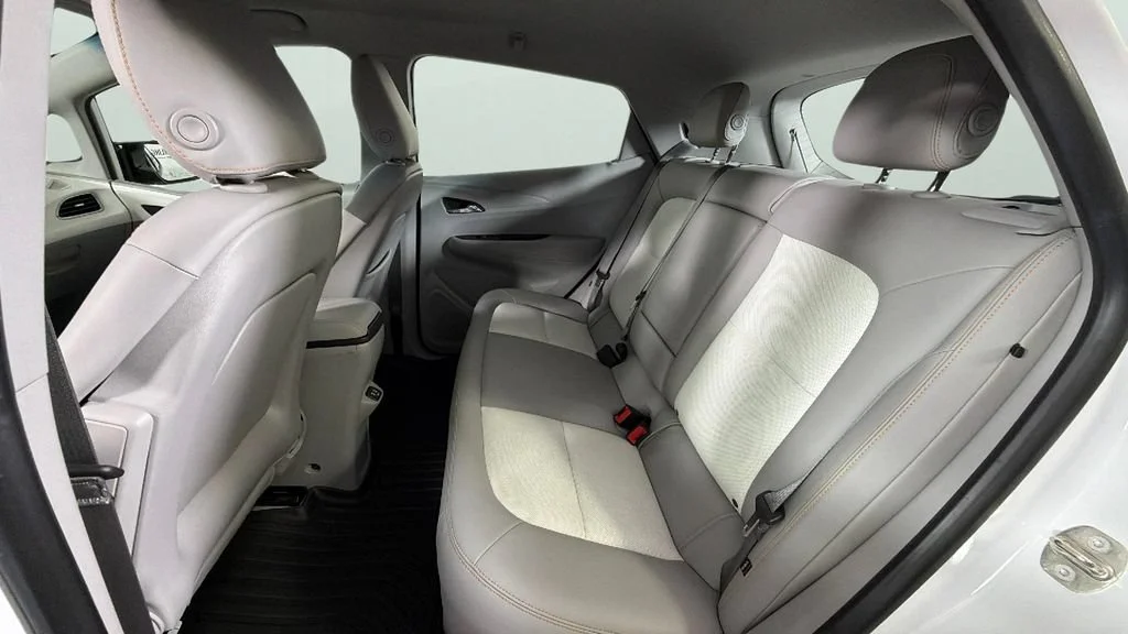 Certified Used 2018 (Includes (TUS) Black grille.) Chevrolet Premier image 25