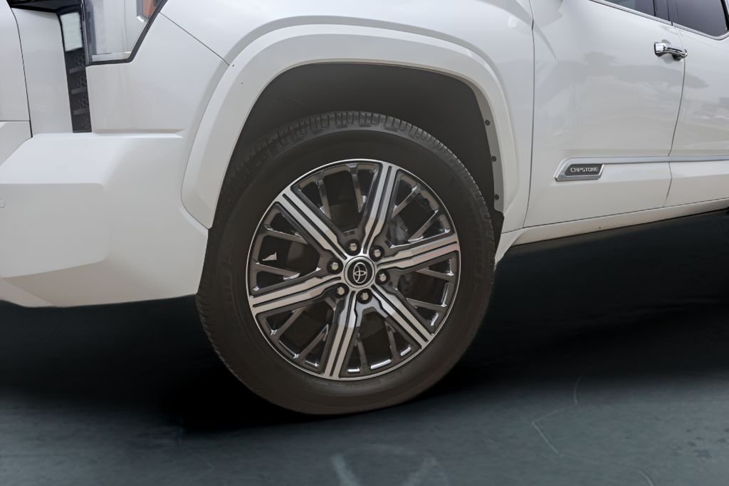 Used 2023 Beige Toyota Capstone image 4