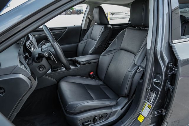 Used 2023 Gray Lexus 350 image 36