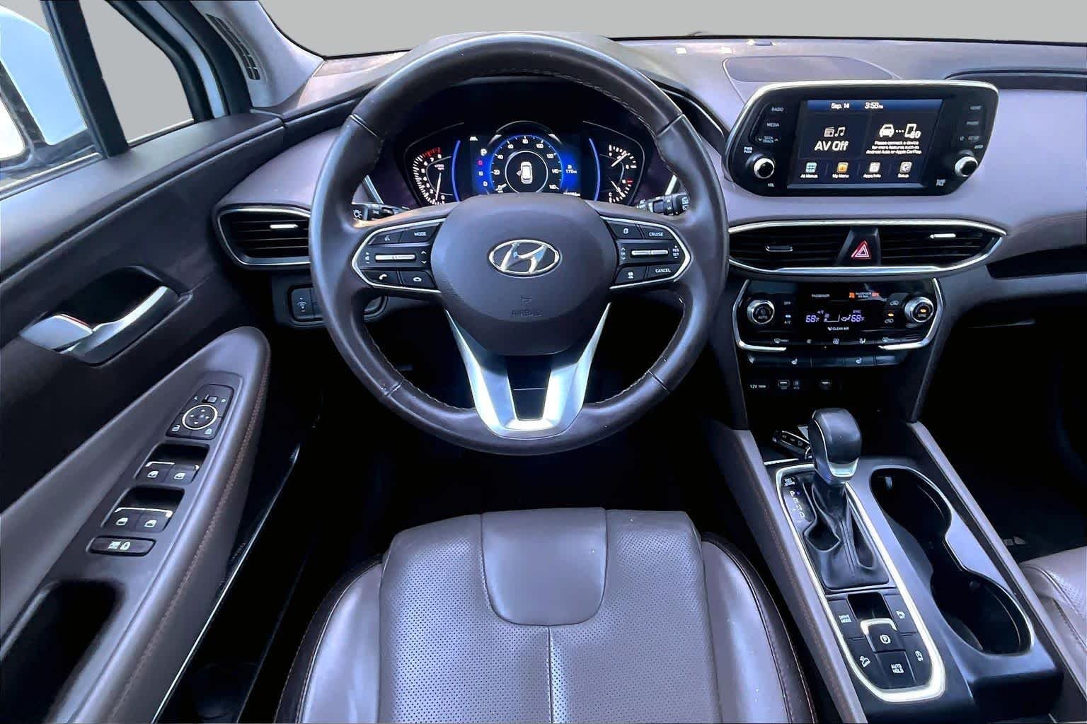 Used 2019 Quartz White Hyundai Limited image 6