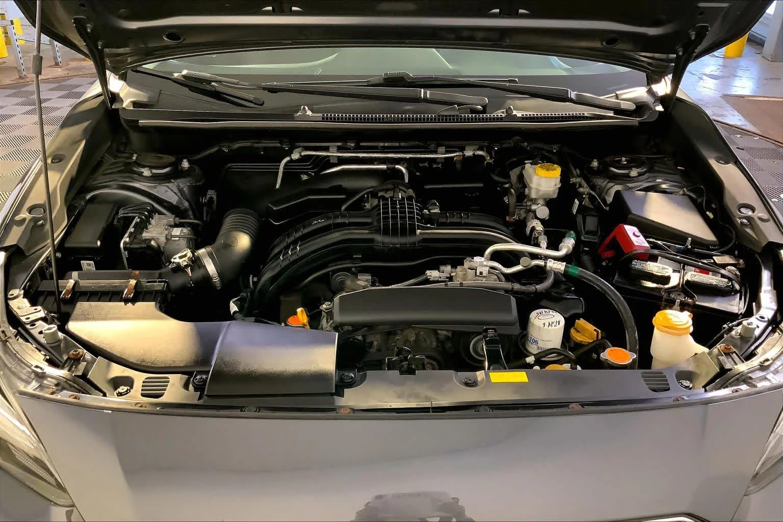Used 2019 Magnetite Gray Metallic Subaru Limited image 30