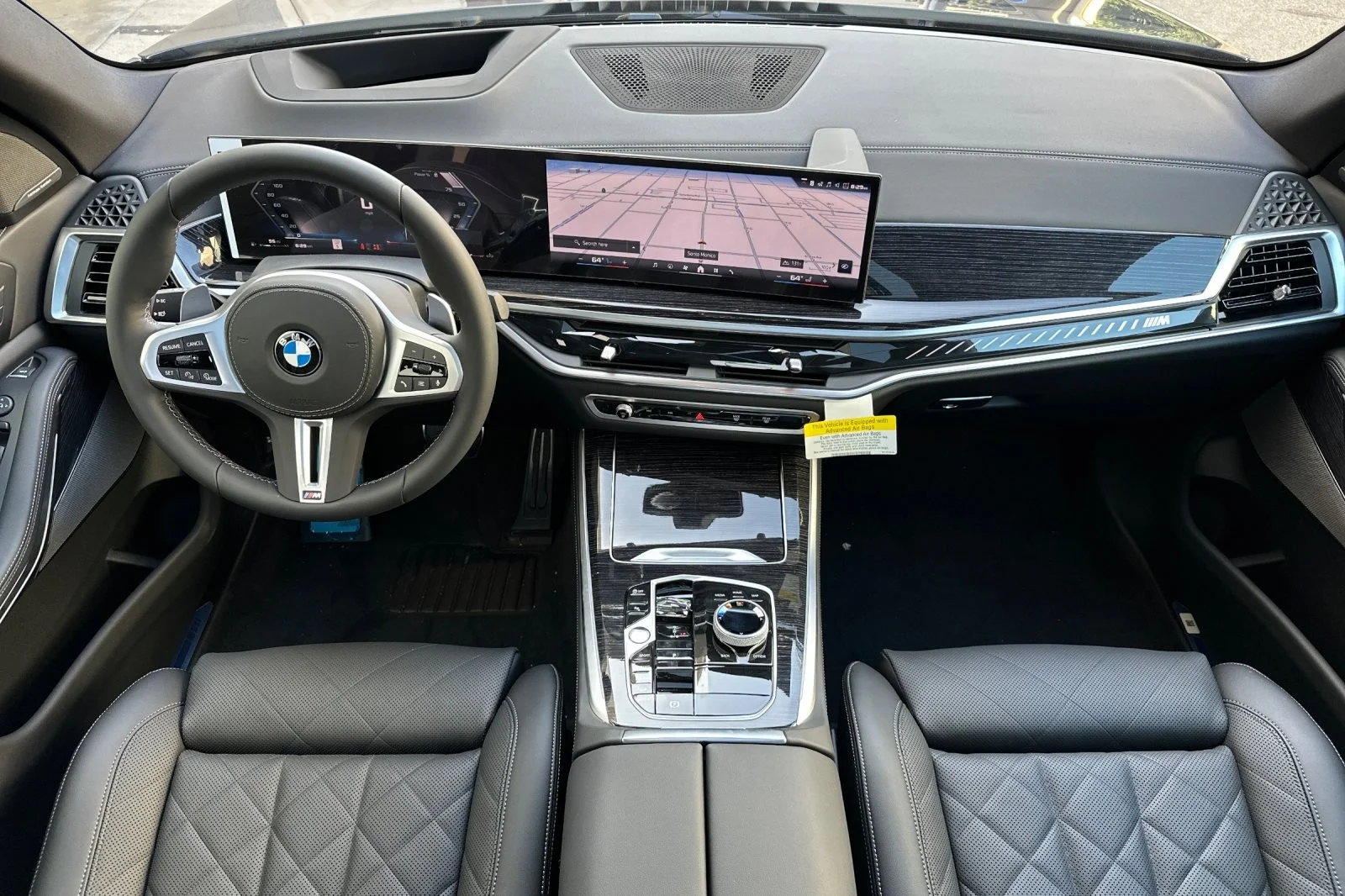 New 2026 Tanzanite Blue II Metallic BMW M60i image 12