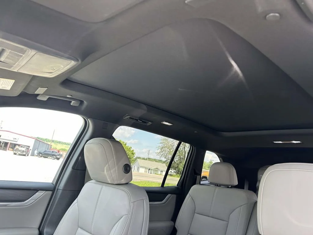 New 2026 Summit White GMC Elevation image 20