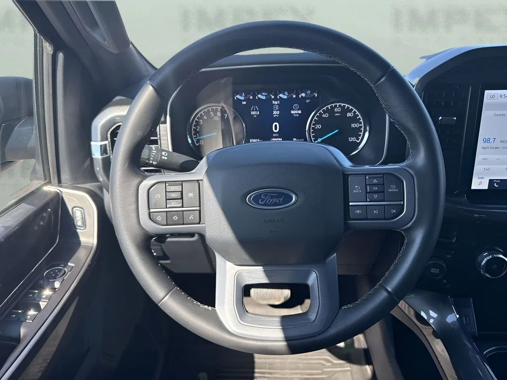 Used 2023 Black Ford XLT image 21