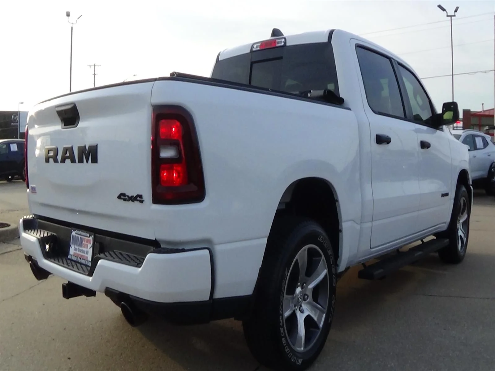Used 2025 Bright White Clear Coat (pw7) RAM Tradesman image 6