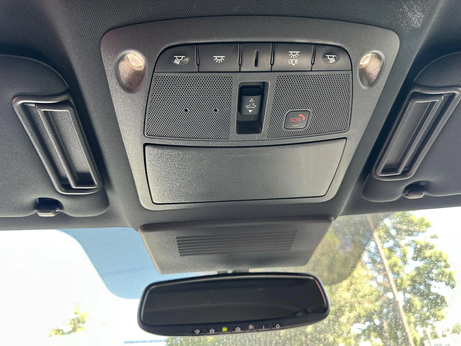 Used 2023 Super Black Nissan SL image 43