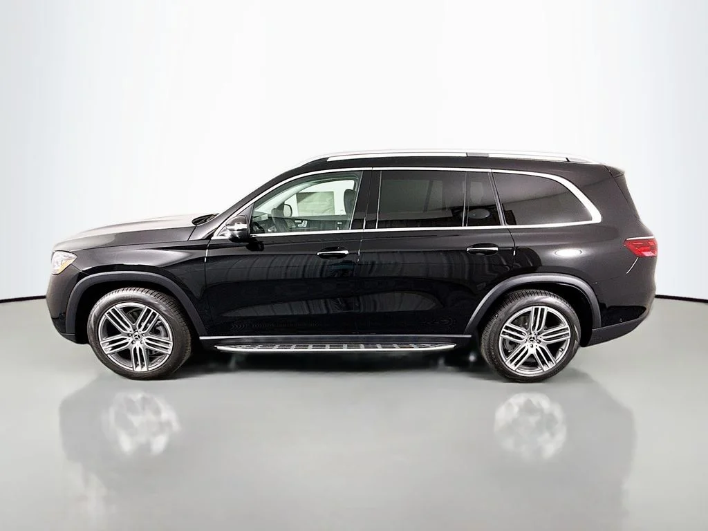 Certified Used 2026 Black Mercedes-Benz GLS 450 image 4