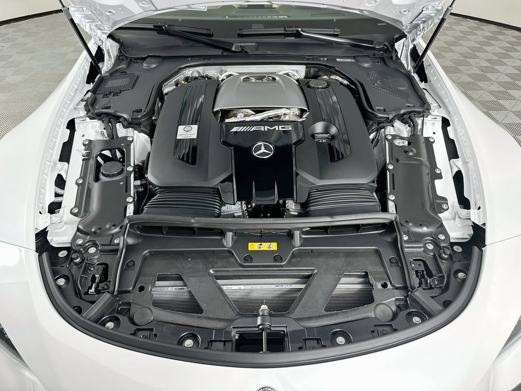 New 2027 MANUFAKTUR Moonlight White Metallic Mercedes-Benz SL 63 AMG® image 62
