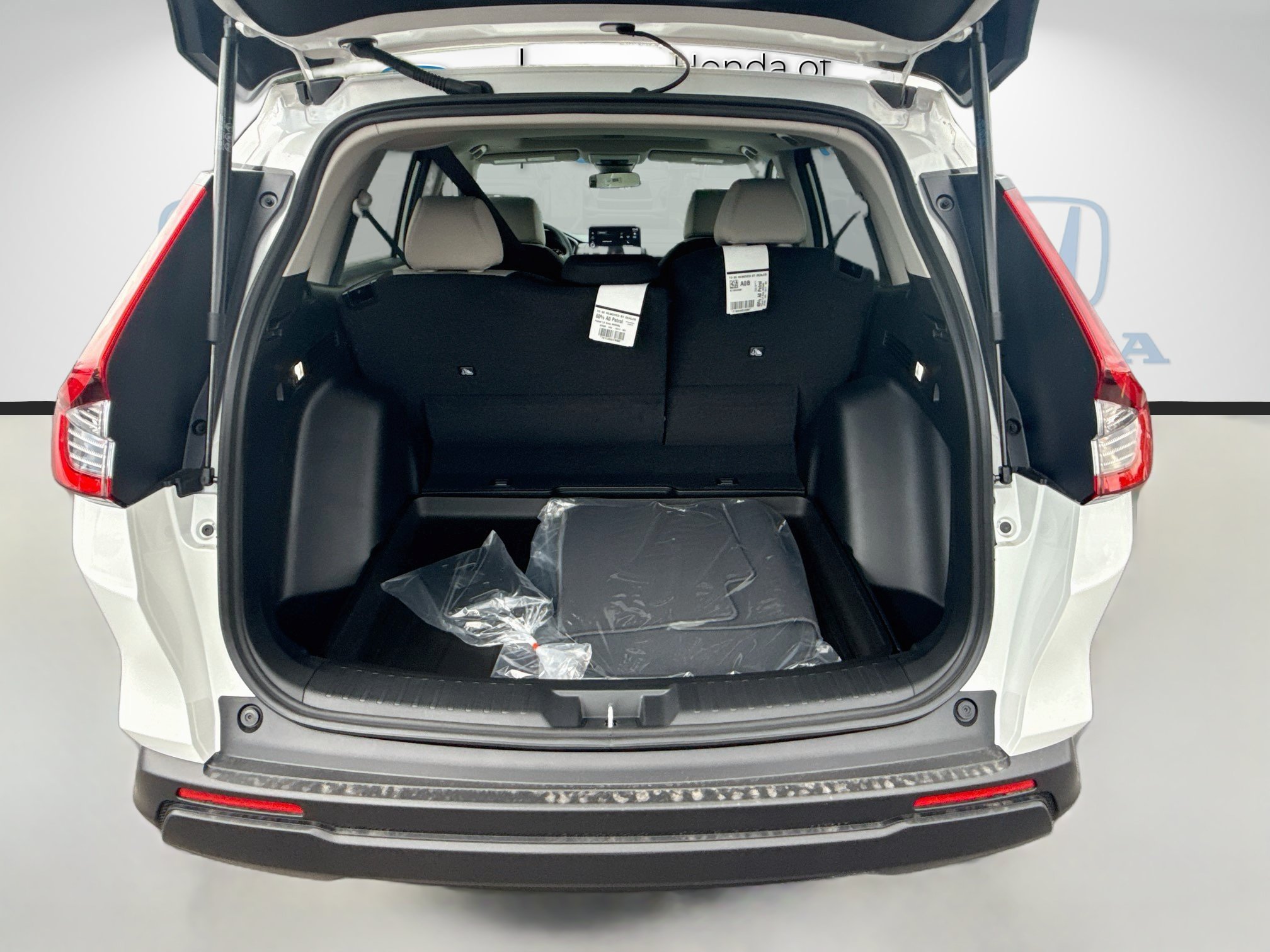 New 2026 Platinum White Pearl Honda EX image 21