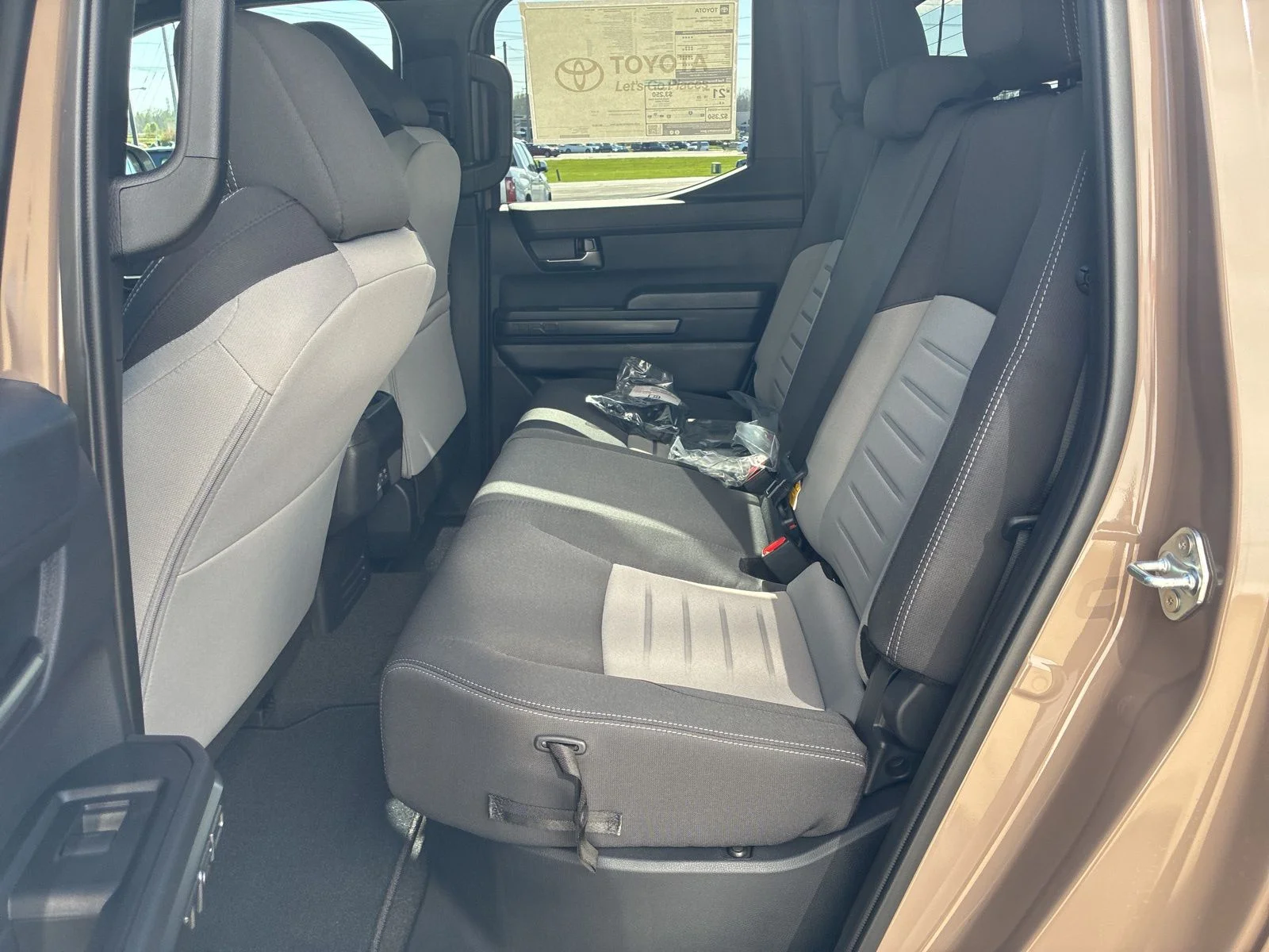 2026 Toyota Tacoma TRD Off Road - Photo 13