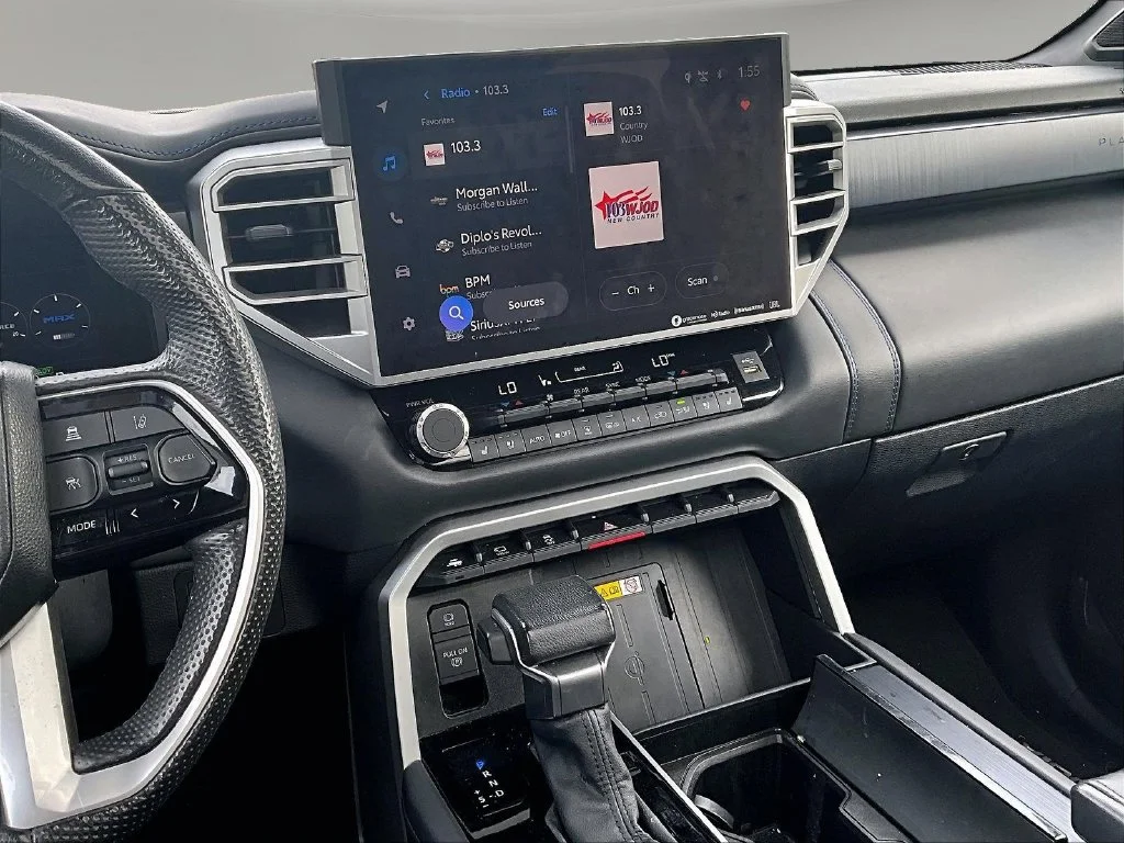 2024 Toyota Sequoia Platinum - Photo 11