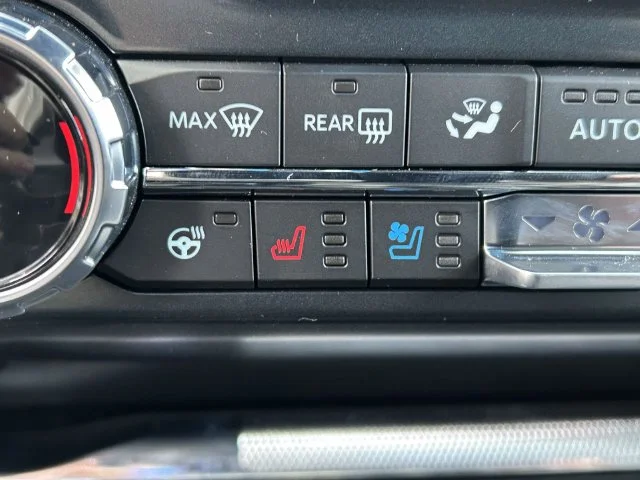 New 2026 Silver Ford Lariat image 24