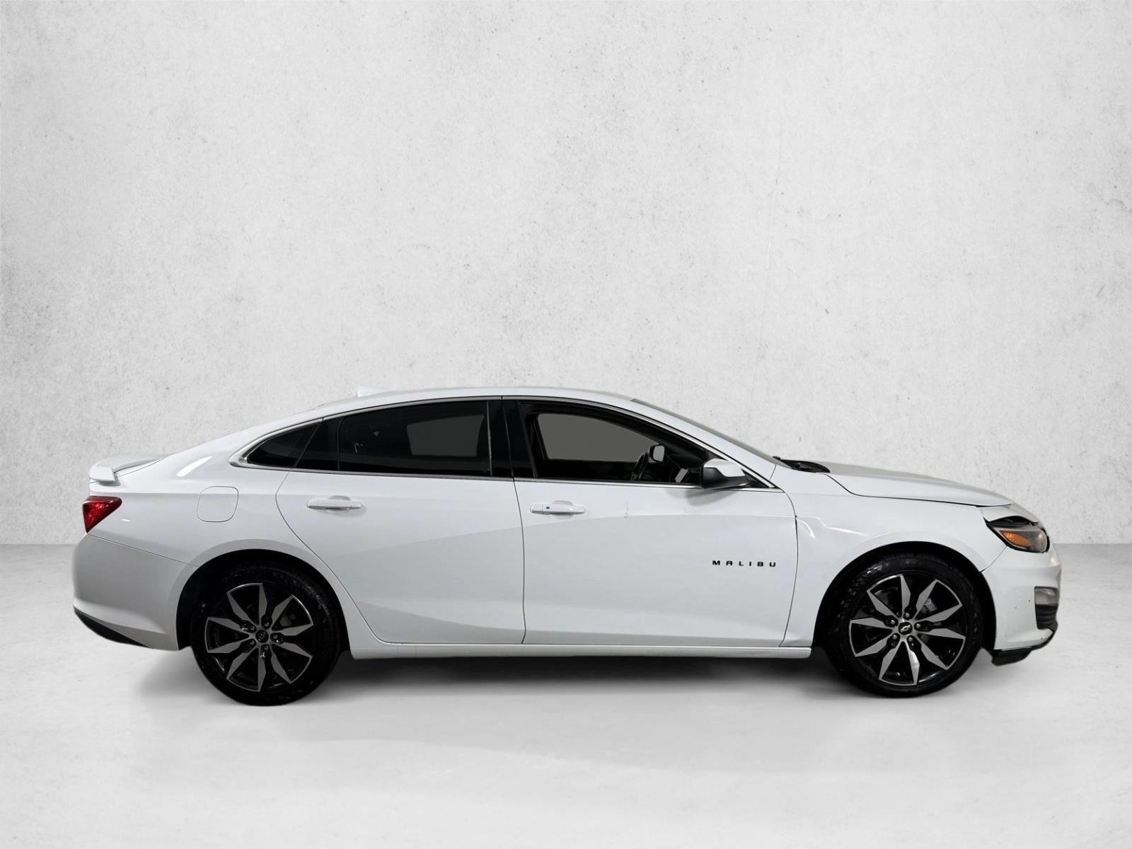 Used 2021 Summit White Chevrolet RS image 15