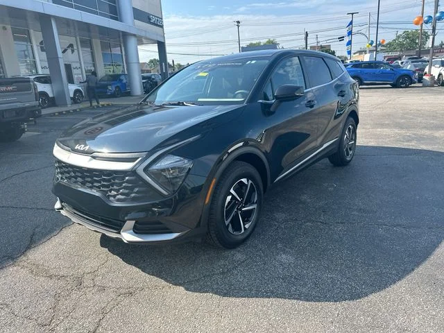 Used 2023 Black Kia LX image 11