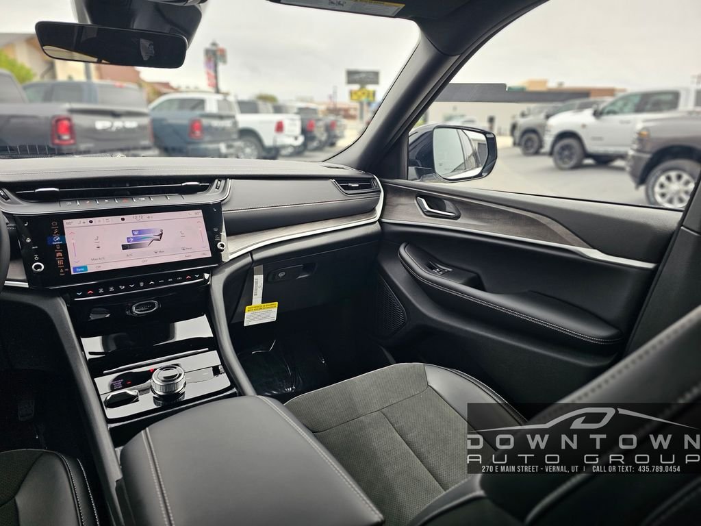 New 2026 Bright White Clearcoat Jeep Altitude image 17