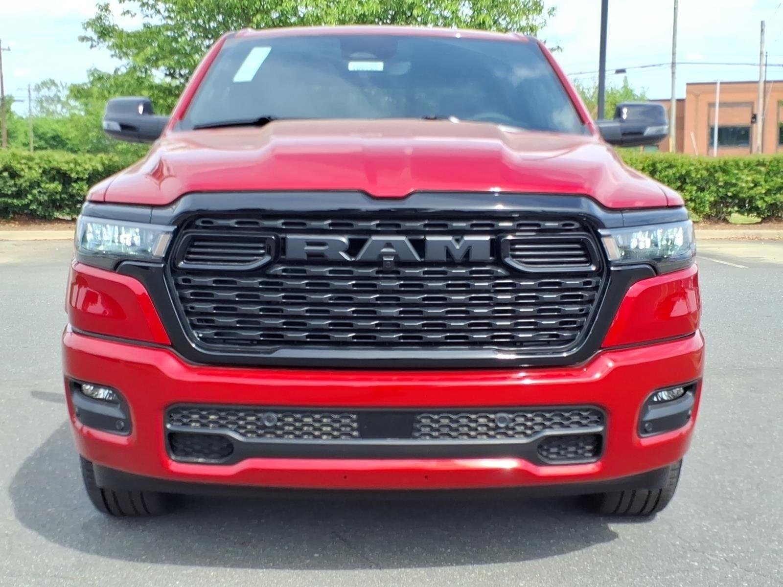 New 2026 Molten Red Pearl-Coat Exterior Paint RAM Big Horn image 13
