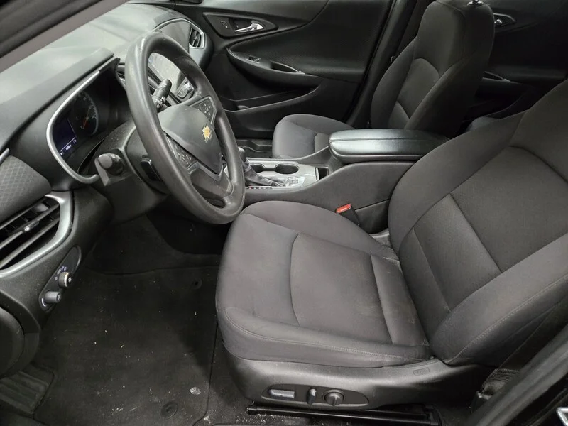 Used 2023 Mosaic Black Metallic Chevrolet LT image 7