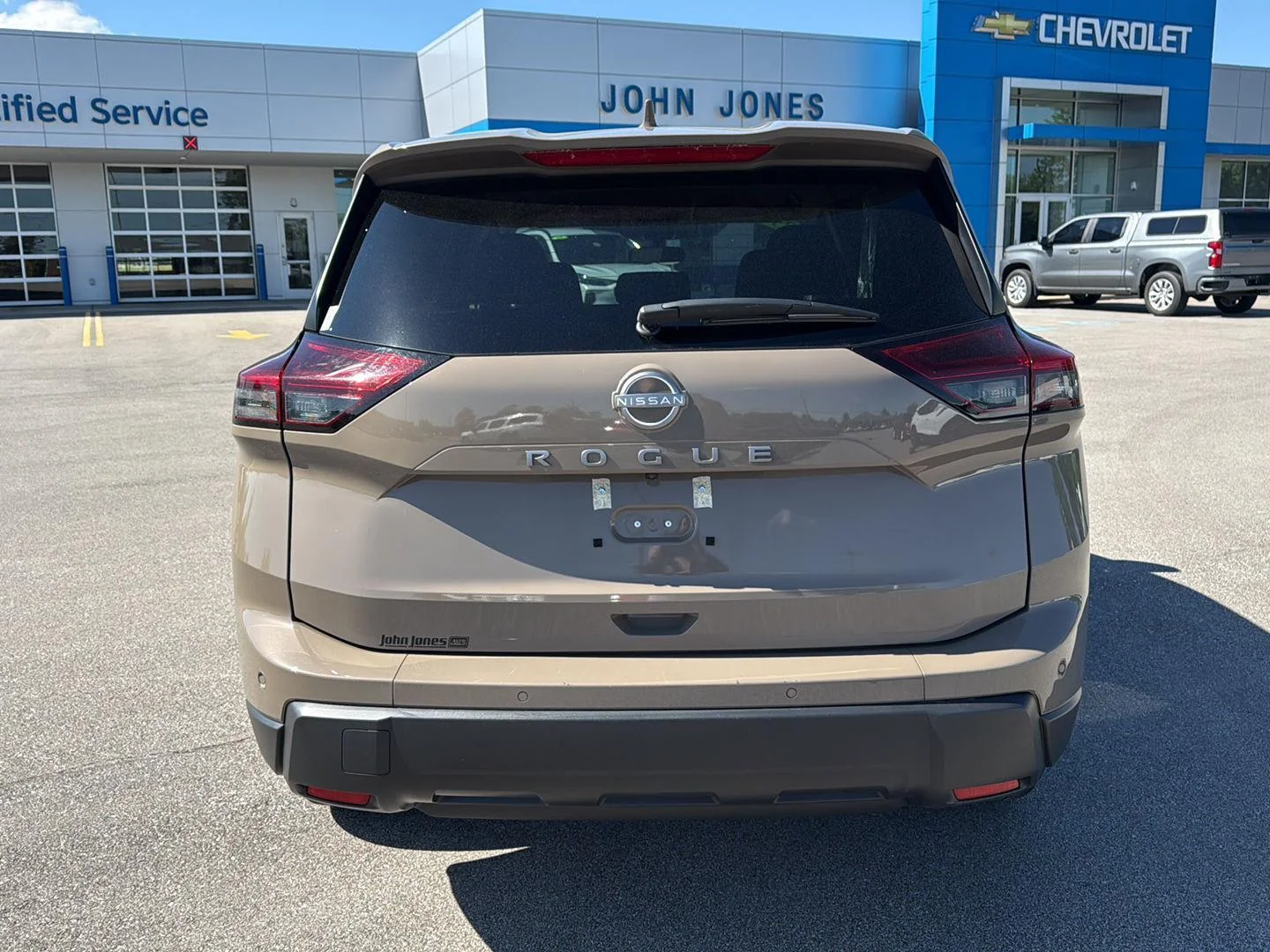 2025 Nissan Rogue SV - Photo 15