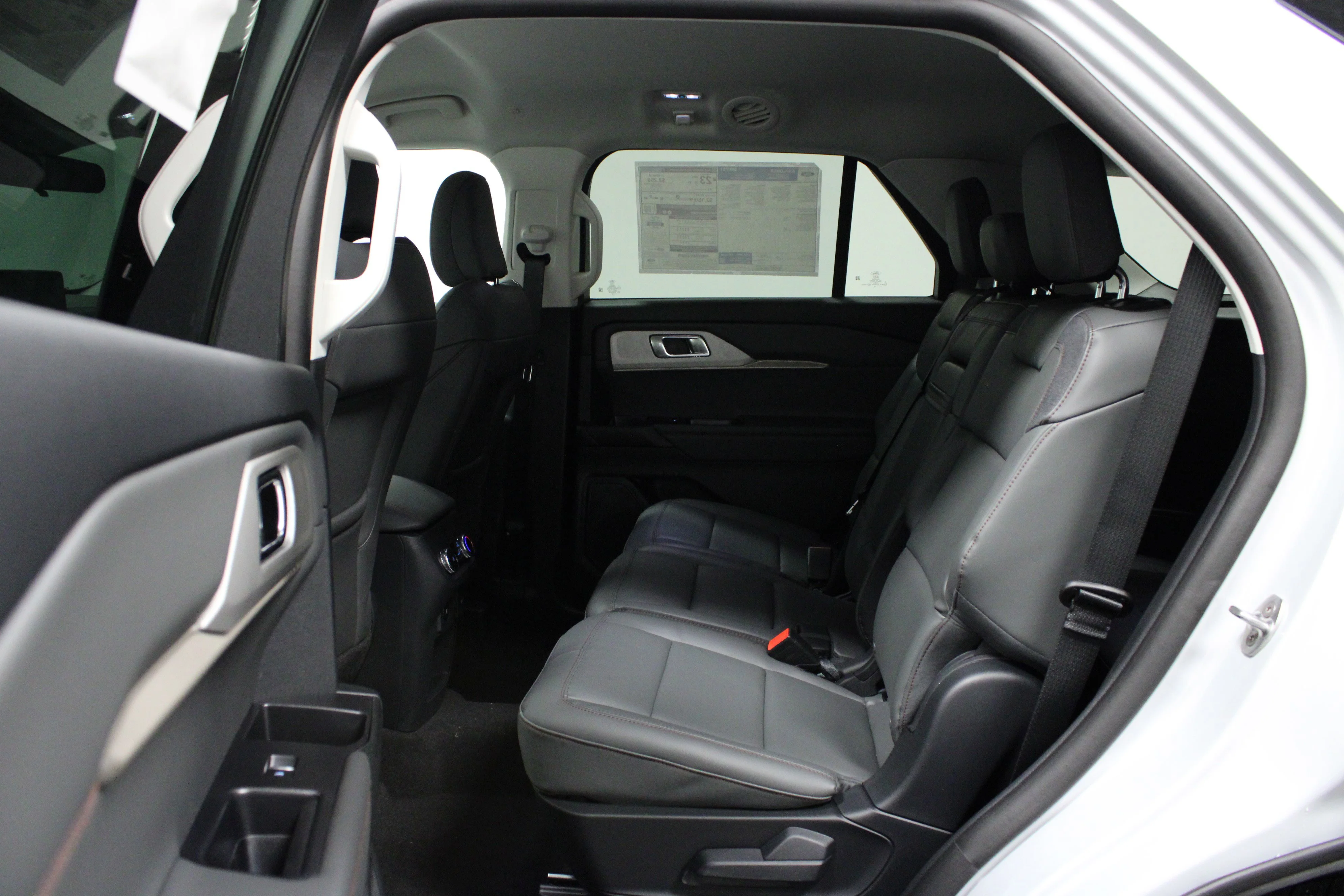 New 2026 Space White Metallic Ford Active image 13