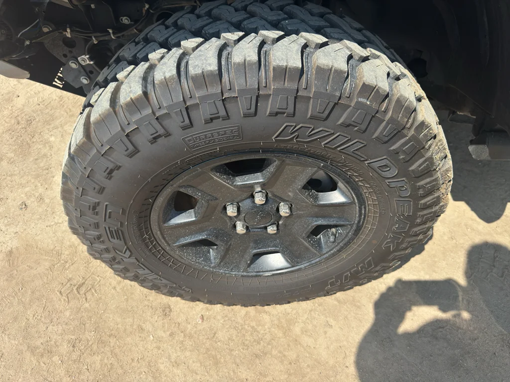 Used 2022 Sting-Gray Clearcoat Jeep Mojave image 20
