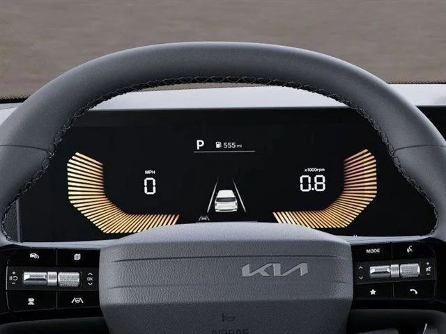 New 2027 Ceramic Silver Kia LXS image 21