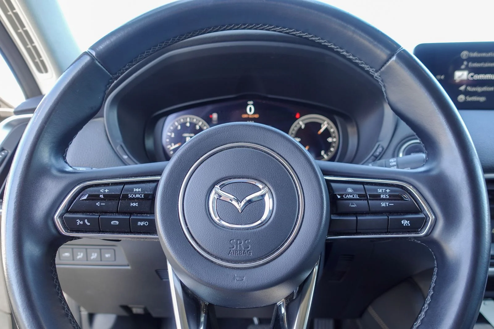 Certified Used 2024 Platinum Quartz Mazda Premium image 20
