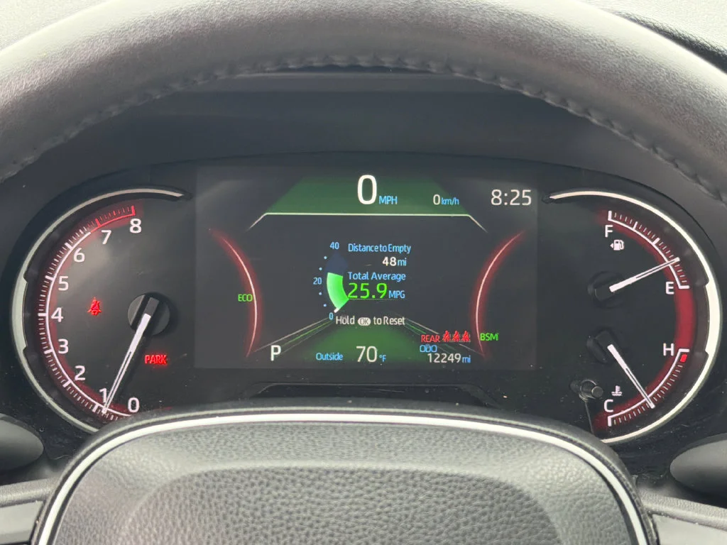 Used 2025 Red Toyota XLE Premium image 27