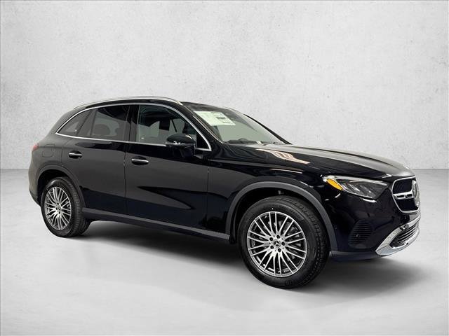 New 2026 Black Mercedes-Benz GLC 300 image 33