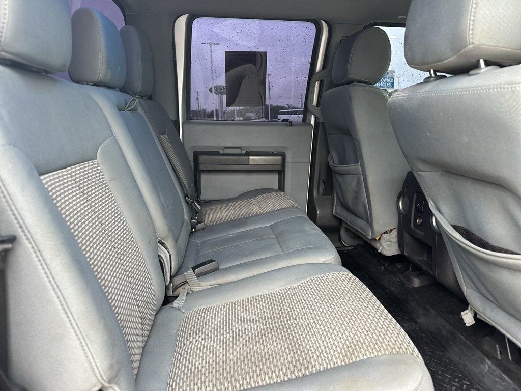 Used 2013 Ingot Silver Metallic Ford XLT image 5
