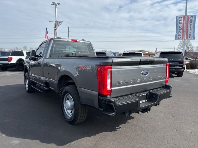 Used 2024 Gray Ford XL image 9
