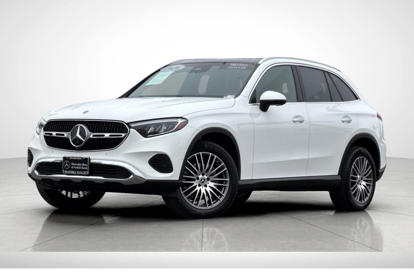 2026 Mercedes-Benz GLC GLC 300's photo