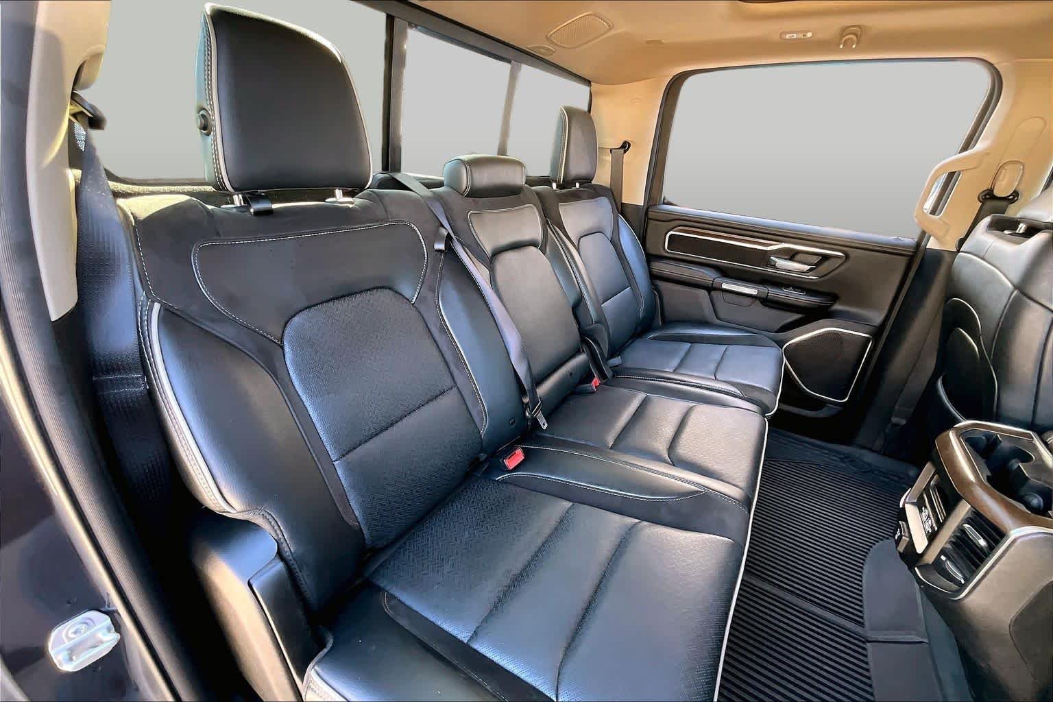Used 2021 Maximum Steel Metallic Clearcoat Ram Laramie image 19