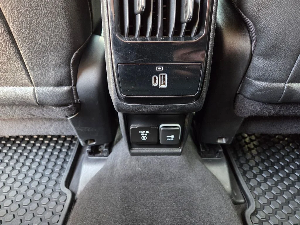 Used 2022 Silver Jeep Trailhawk image 16