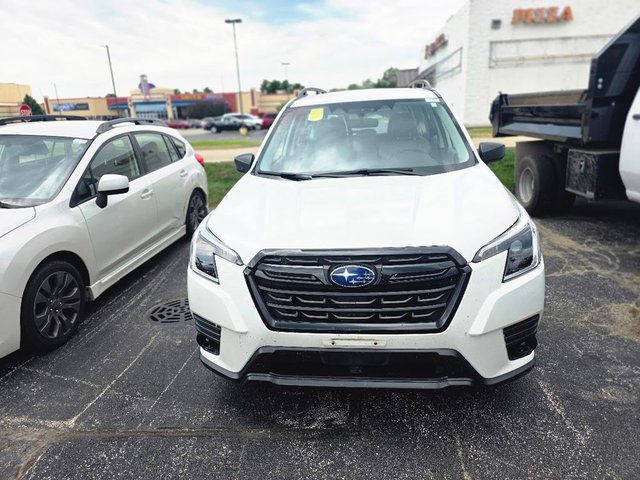 2023 Subaru Forester Base