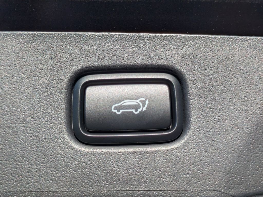 New 2025 Interstellar Gray Kia Wind image 13