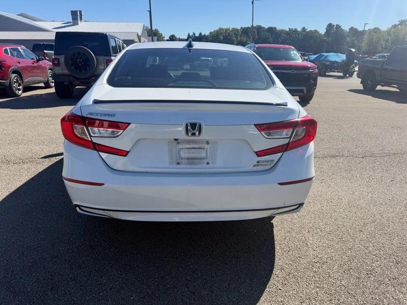 Used 2022  Honda Sport image 14