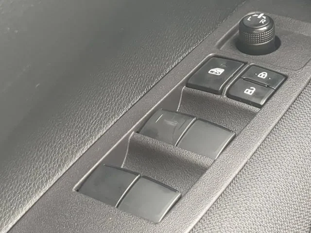 New 2026 Ice Cap Toyota LE image 21